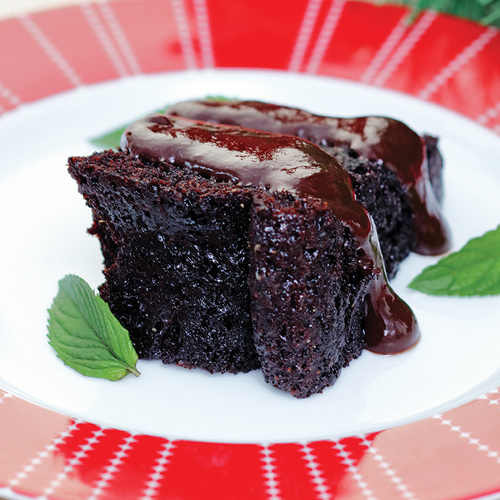 Dark chocolate cake with ganache icing